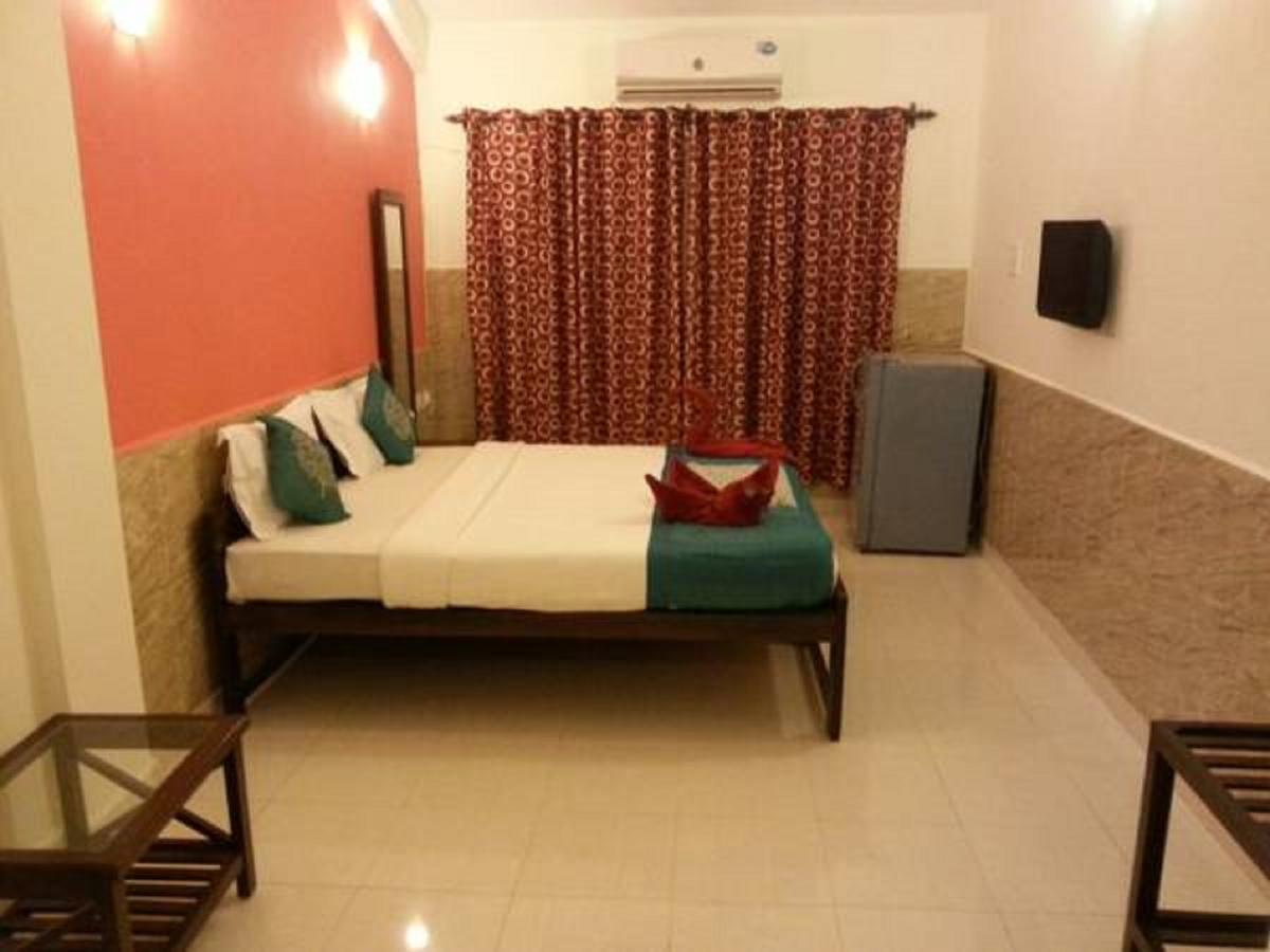 Oceans 7 Inn Calangute Buitenkant foto
